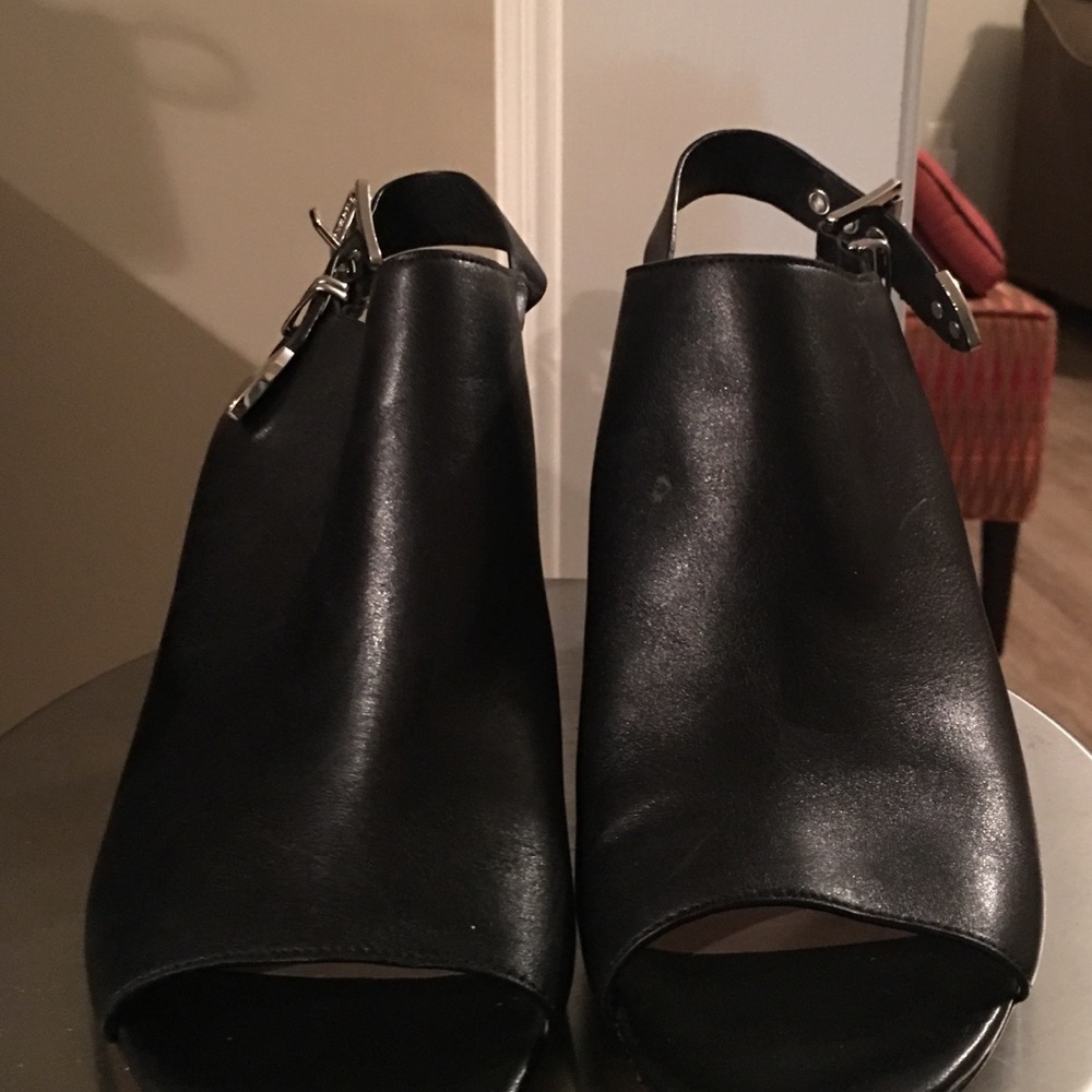 Micheal Kors Open Toe
